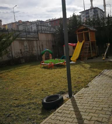 Sevgi Papatyaları Anaokulu