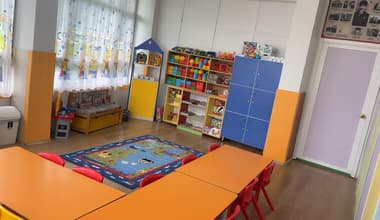 Lila ile Mai Anaokulu